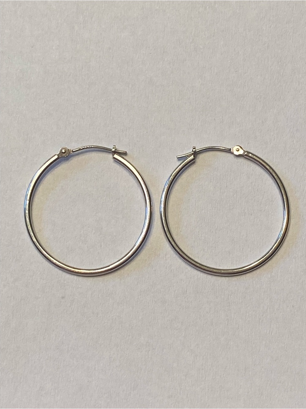 14k White Gold  Hoop Earrings